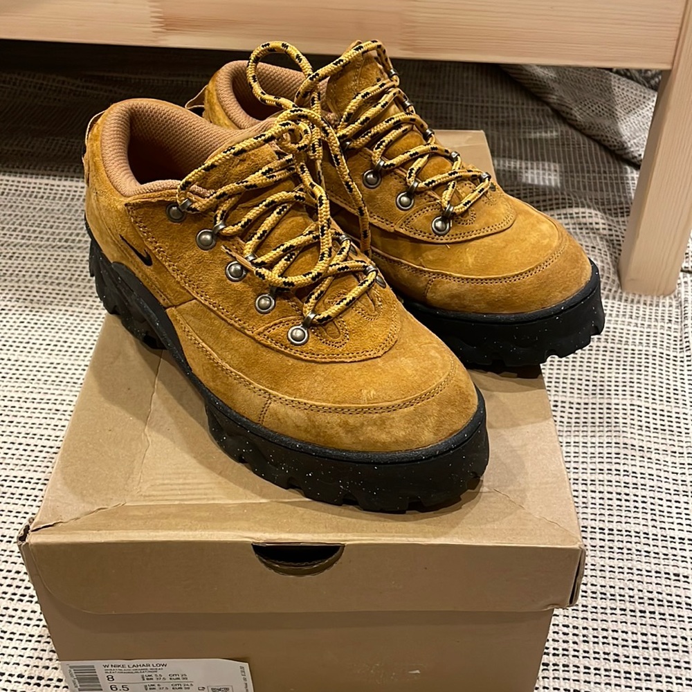 Nike LAHAR LOW
